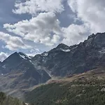 Cervinia 2121 - & Mountain Panorama *